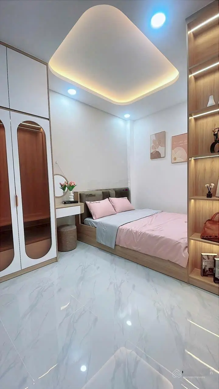 Bán nhà 2 tầng, 3PN, 2WC, 37m2 Lê Văn Duyệt, P.1, Bình Thạnh, 5,9 tỷ tl