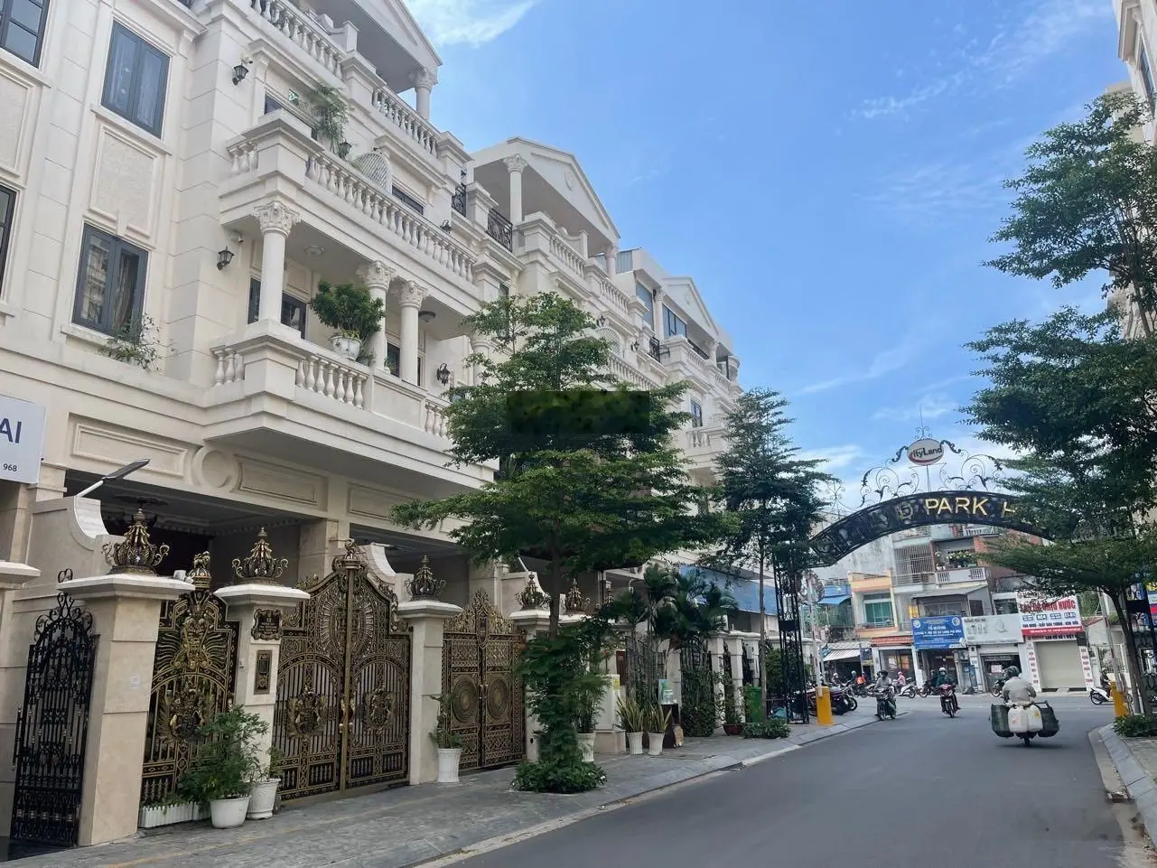 Bán căn góc 2MT khu Cityland Park Hills, P10, Gò Vấp. DT 140m2, nhà hoàn thiện đẹp có thang máy