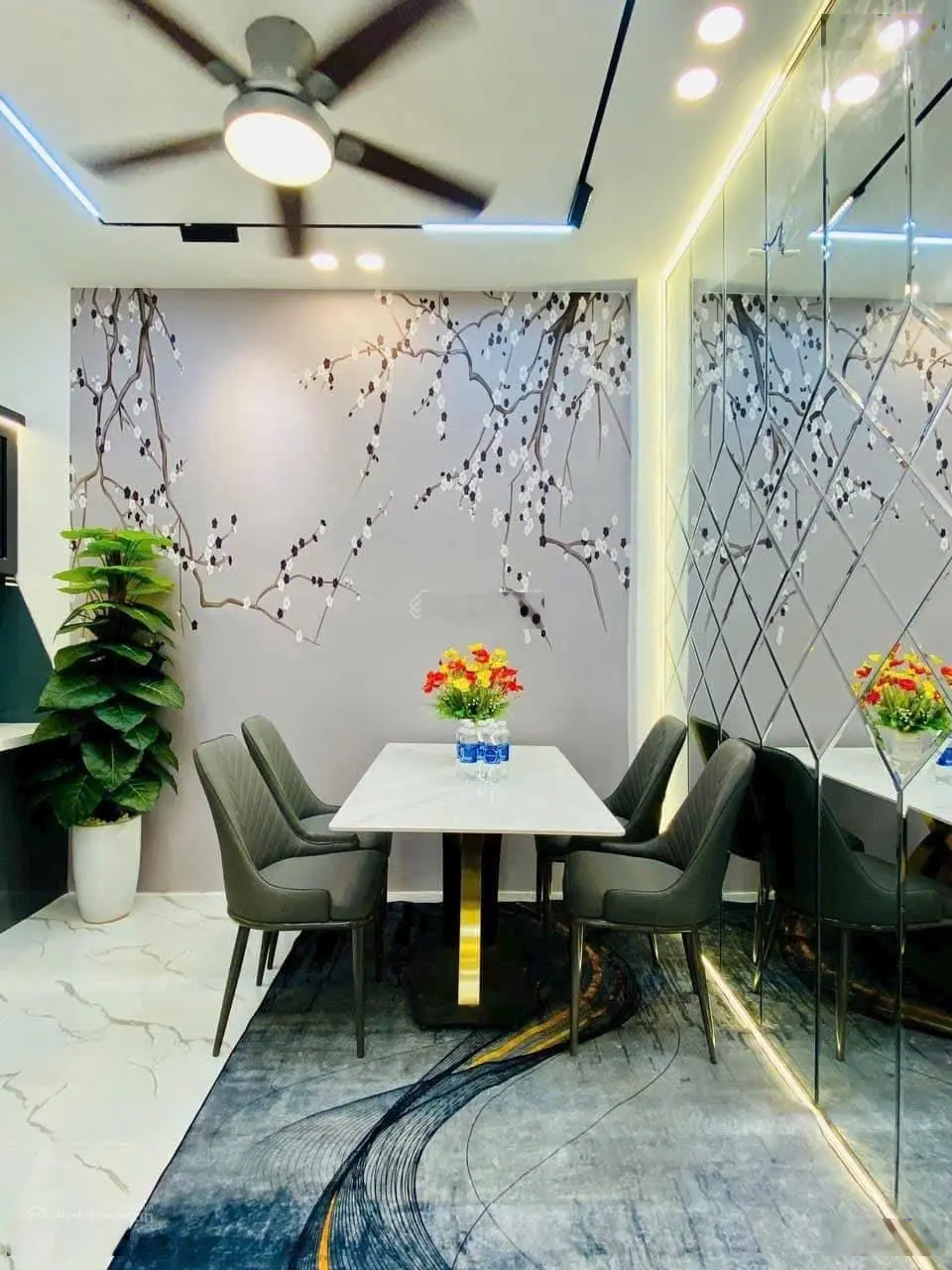 Chủ kẹt tiền cần bán nhà Nguyễn Tri Phương Quận 10. Giá 4tỷ2, Diện tích 47,6m2