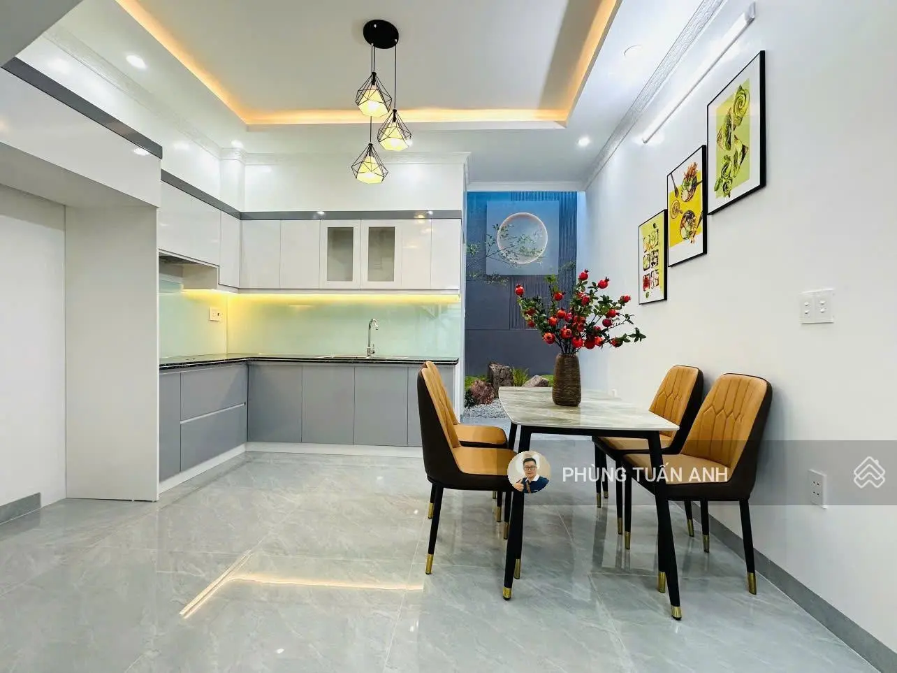 Bán nhà cao cấp vừa xây mới ô tô đỗ cửa tại Khúc Thừa Dụ - giá ưu đãi