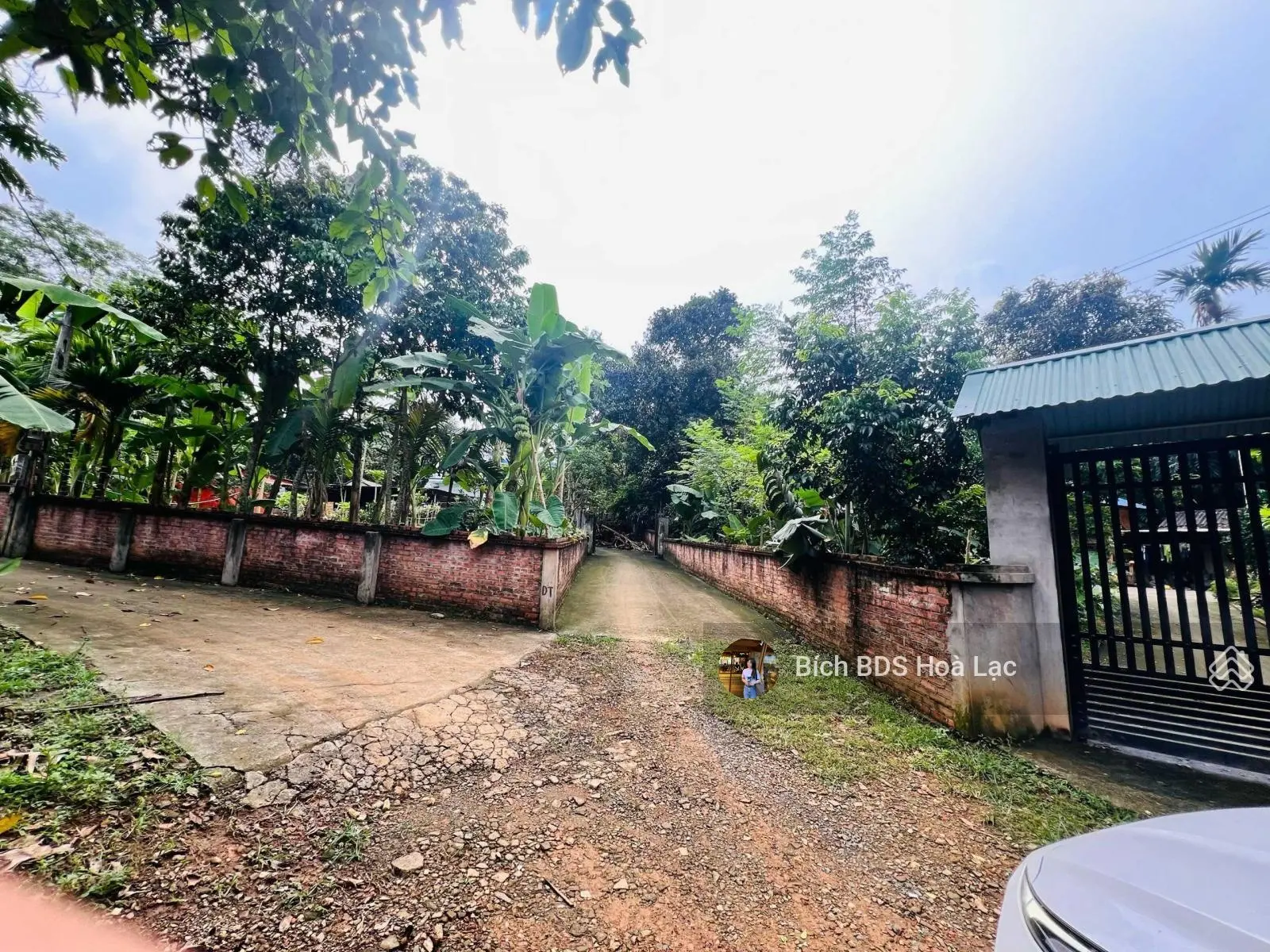 Bán lô đất 350m2 mặt tiền 10m phù hợp làm nhà vườn nhỏ xinh tại Yên Bình giá chỉ hơn 5tr/m2