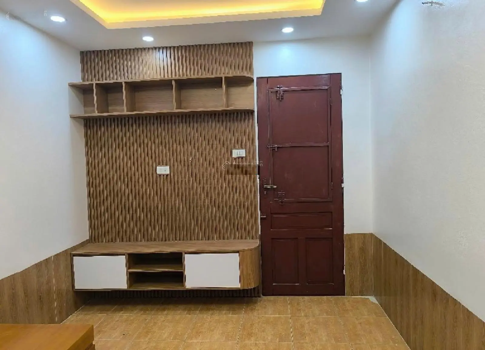Siêu hiếm ! Căn hộ tập thể Doãn Kế Thiện, 3PN, diện tích 78m2, nhà thoáng sáng, ở ngay ,giá 3,15 tỷ