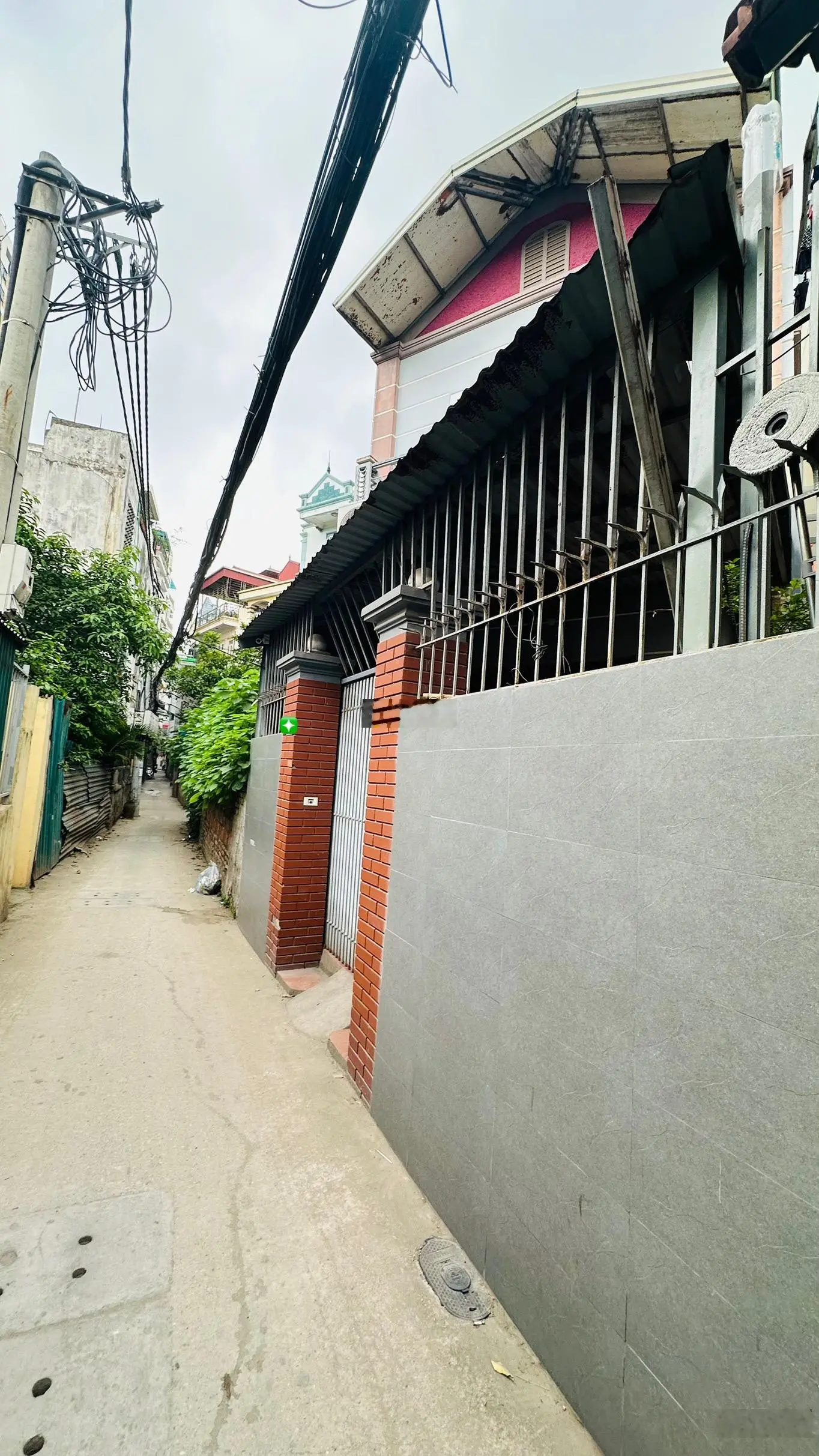 Bán nhà riêng 3 tầng, 60m2, MT5m, 2 thoáng, Lạc Long Quân, Xuân La, Tây Hồ, ngõ 3 gác, 9.9 tỷ