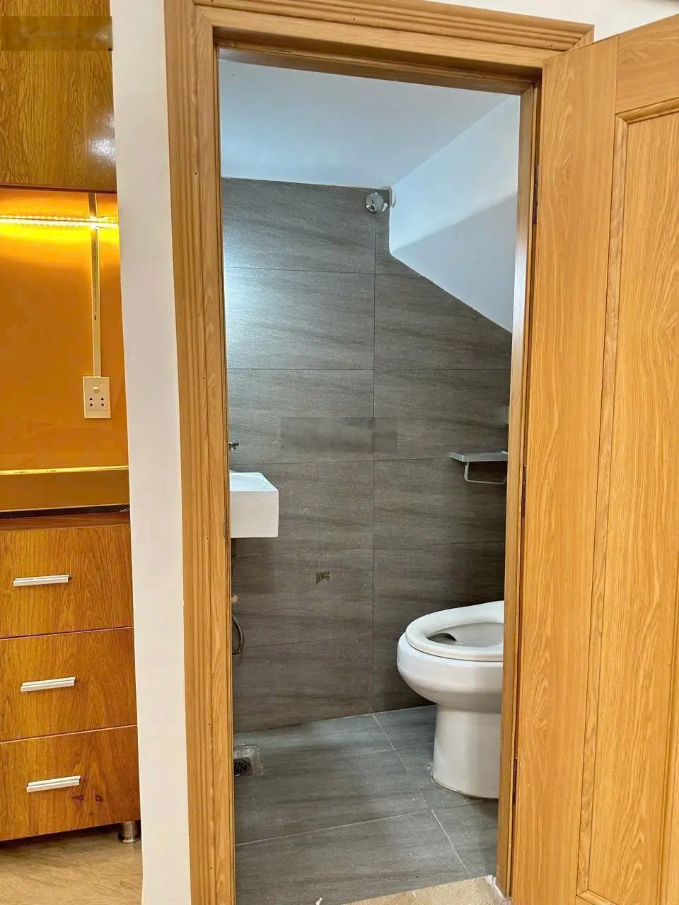 Bán nhà chính chủ - tặng nội thất - giá mềm tại Bình Tân