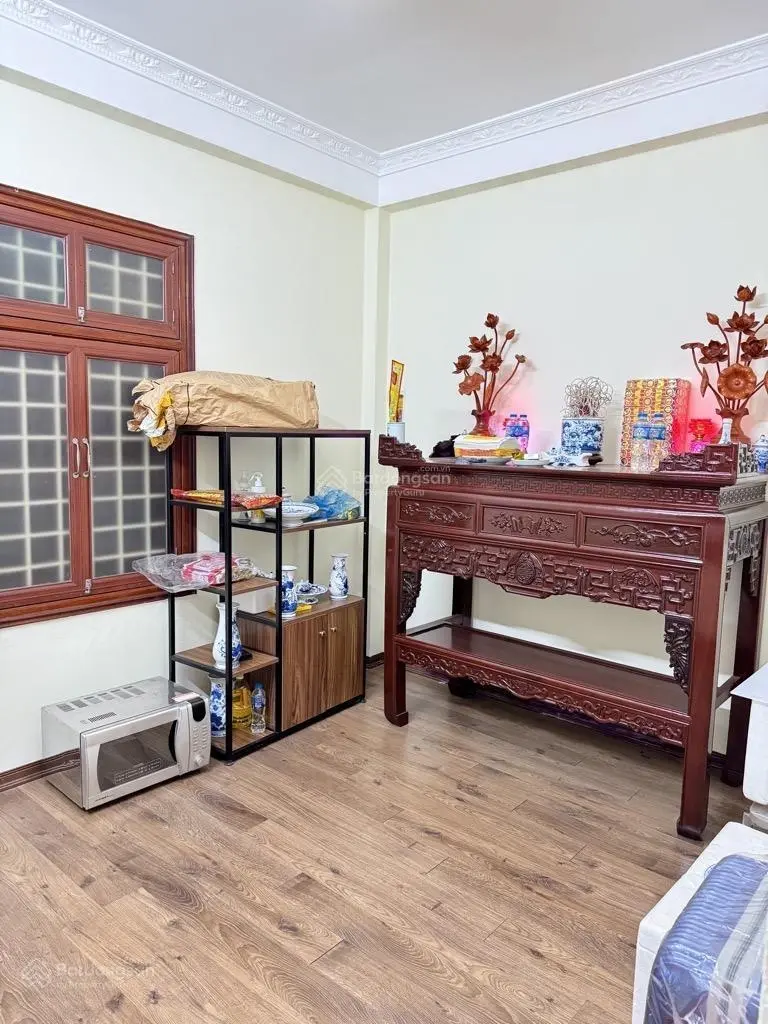 Lô góc 3 mặt thoáng - Thanh Nhàn - ngõ rộng nông thông tứ tung - vài bước chân ra phố