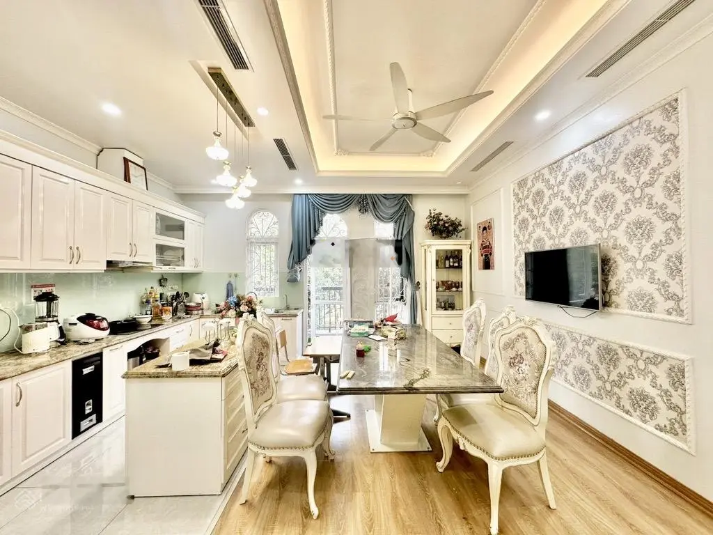Bán liền kề louis city đại mỗ - mặt đường lê quang đạo kéo dài