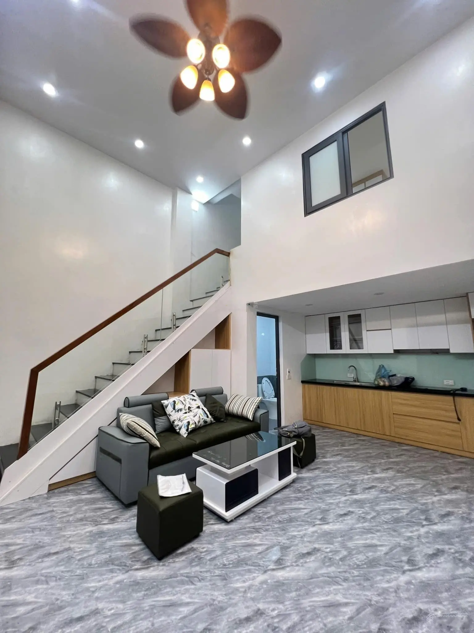 Hiếm hot bán nhà trung tâm Đống Đa 38m2 - tặng full nội thất - giá quá ngon chỉ 4,95 tỷ