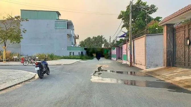 Bán Đất hẻm 40 Võ Văn Hát . Long Trường.Q9 - DT: 58m2 giá 3 tỷ 700