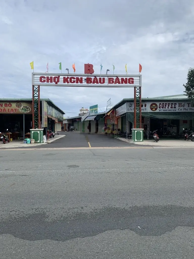 Chính chủ gửi bán lô góc 2 mặt tiền kinh doanh buôn bán sầm uất