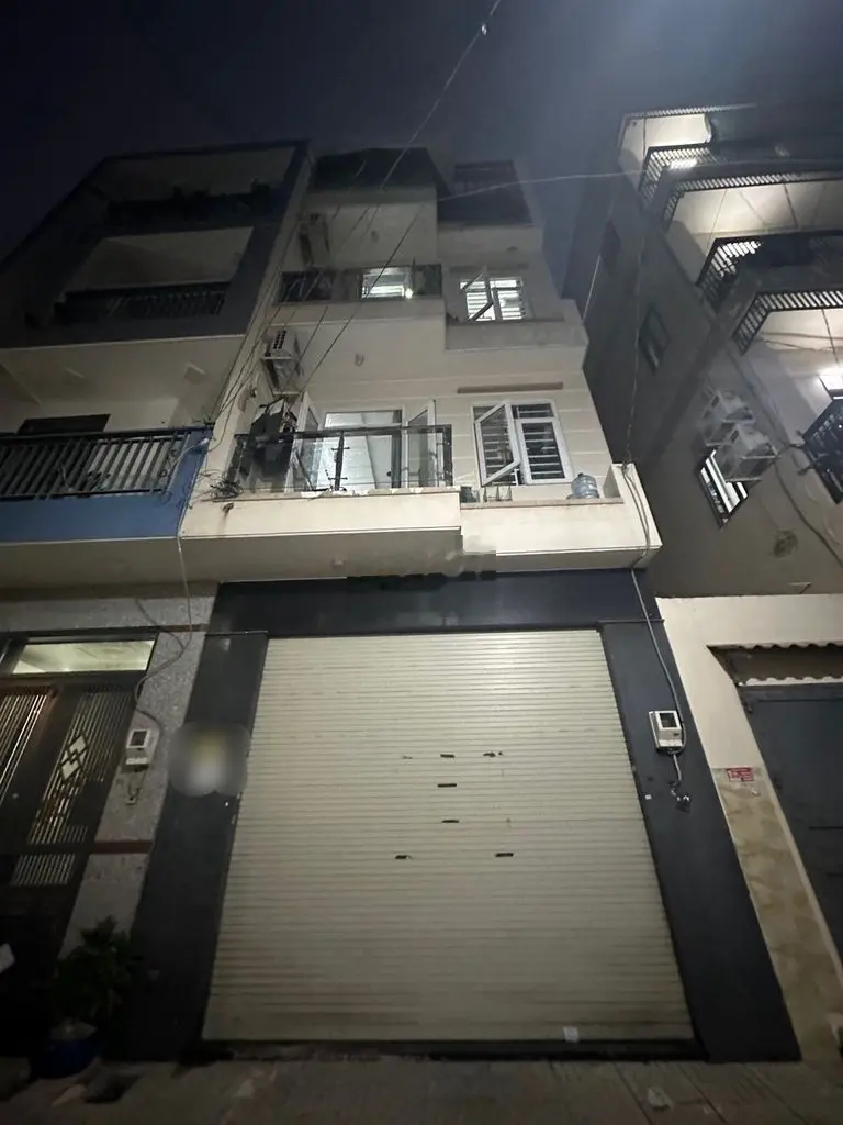 MT Thạch lam , 4x16 đúc 3 lầu sân thượng