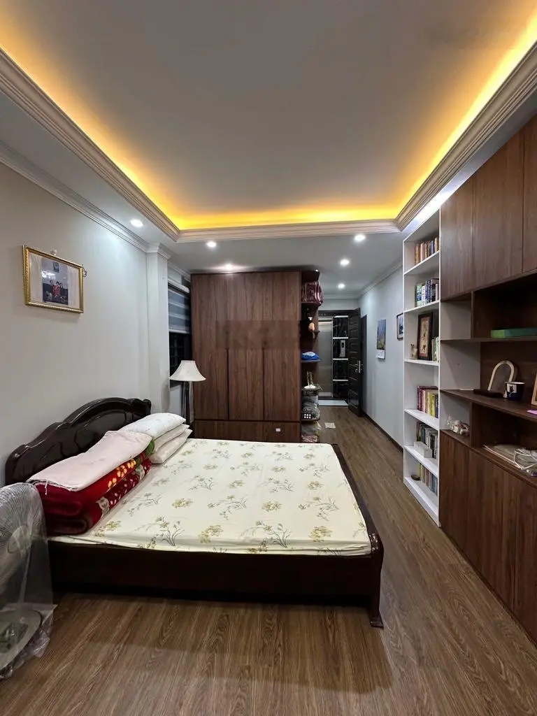 BÁN NHÀ TRƯƠNG ĐỊNH 52 M2 -4 TẦNG OTO ĐỖ CỬA - VÀI BƯỚC CHÂN OTO TRÁNH - 8.05 TỶ