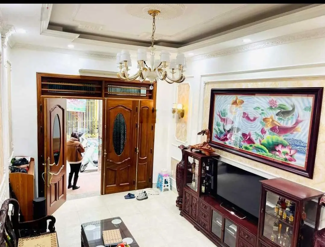 Chính chủ cần bán nhà Thiên Hiền diện tích 58m2, 4tầng full nội thất, giá 11, 5tỷ
