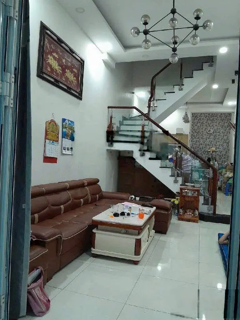 Nhà phú hữu q9 - 4tầng mới đẹp, - 65m2(4x16) hoàn công - cách mt 882 50m - hxh 6m - chỉ 5.95tỷ.