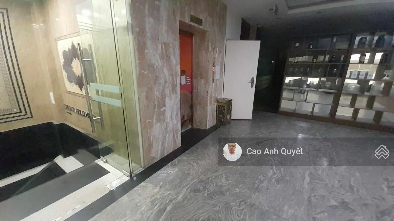 Bán Nhà Phố Đỗ Quang Quận Cầu Giấy 200m10T MT10m LÔ GÓC Sổ Hoàn Công 70 Tỷ Đỗ Quang.