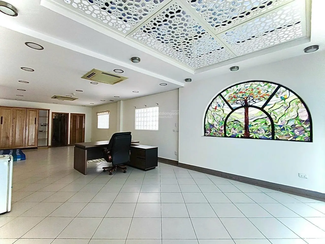Cần bán tòa nhà văn phòng đường Calmette Quận 1 giá 28,3 tỷ