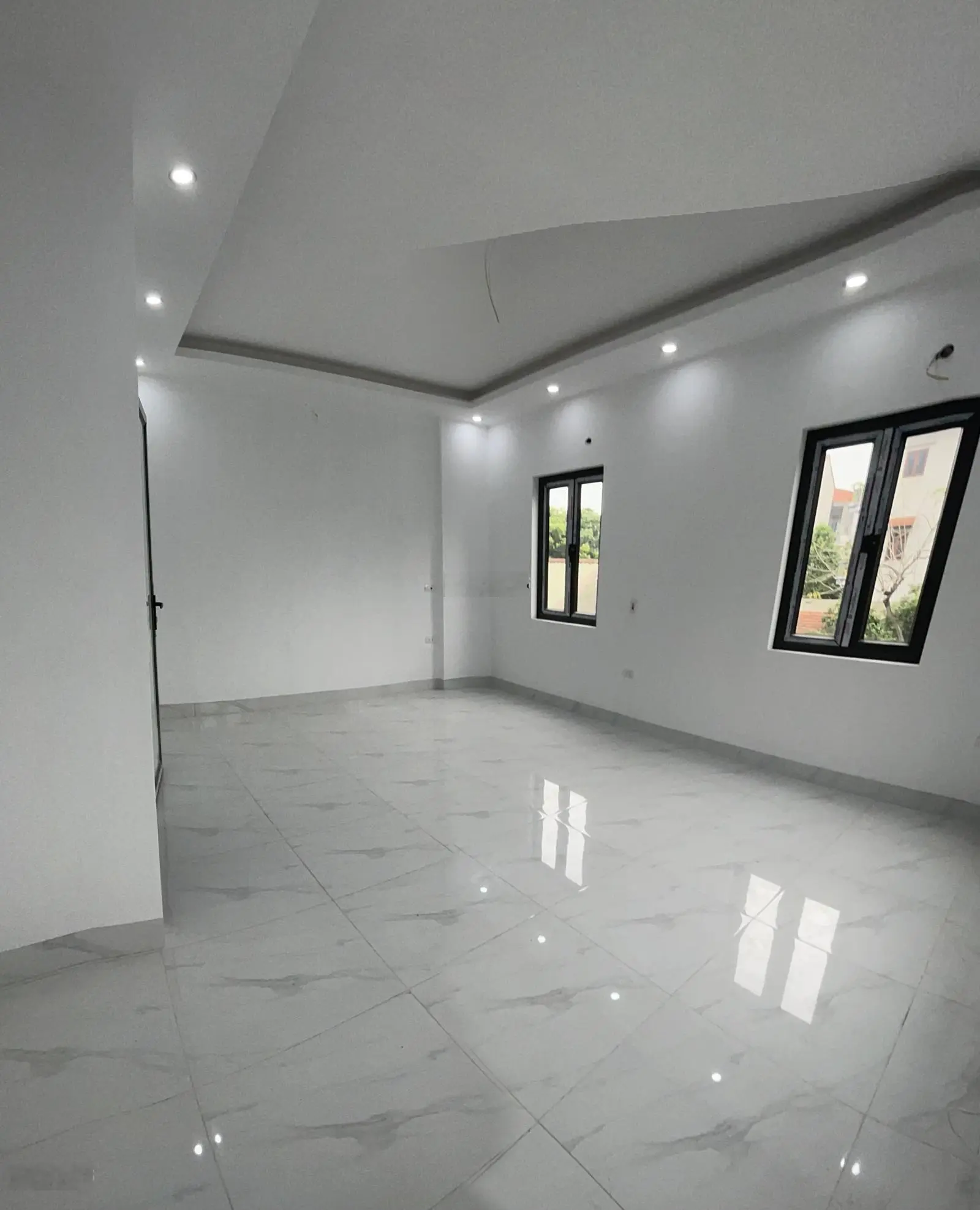 Nhà dân xây 3T x 32m2 x 2.9 tỷ nhà nằm ngay cuối đường Phú Lãm Hà Đông