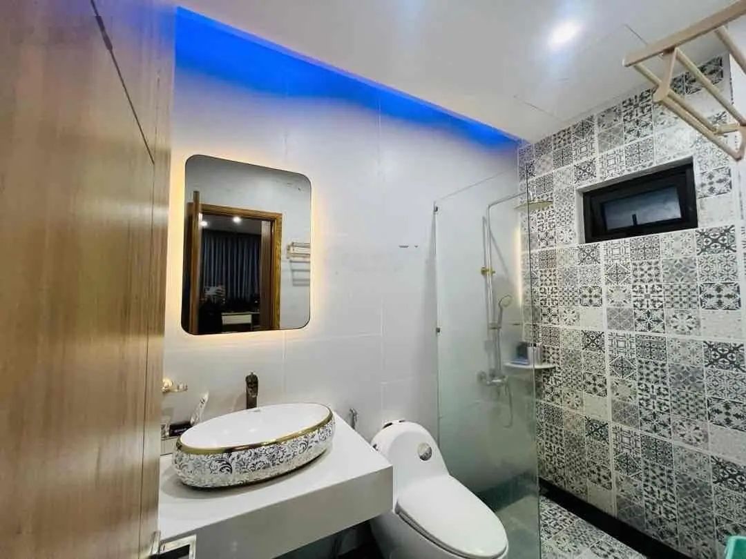 Ngân hàng thanh lý căn nhà 3 tầng ngay khu Nam Việt Á. DT 86m2. Giá chỉ 5 tỷ