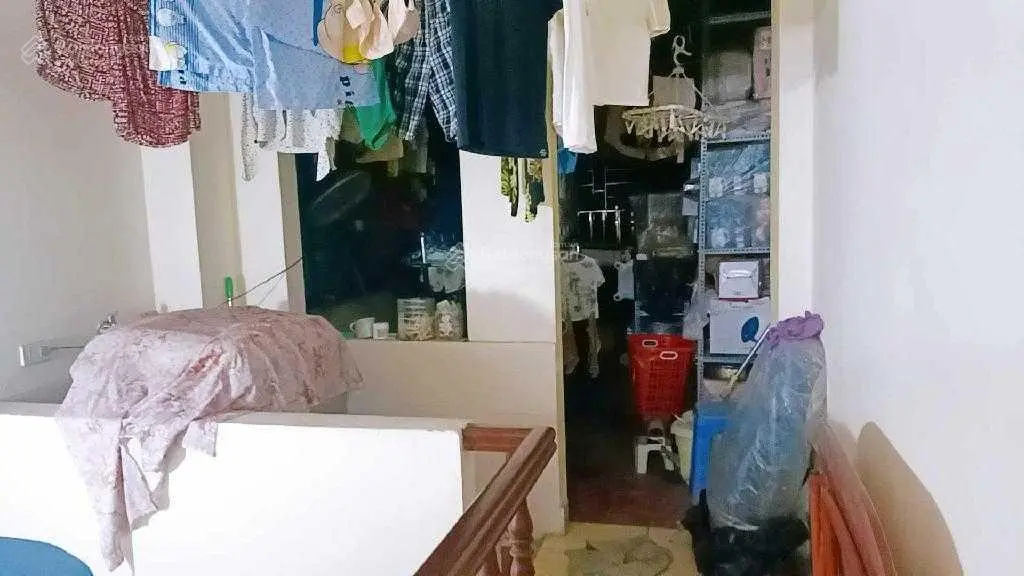 Nhà Lĩnh Nam 34m2, 4 tầng, 3.6 tỷ, sổ đỏ chính chủ, không quy hoạch, ngõ trước nhà rộng 3m