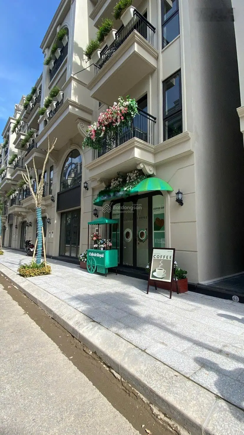 Biệt thự Royal River City 80 Hạ Lý - Trời Âu thu nhỏ, Paris giữa lòng Hải Phòng