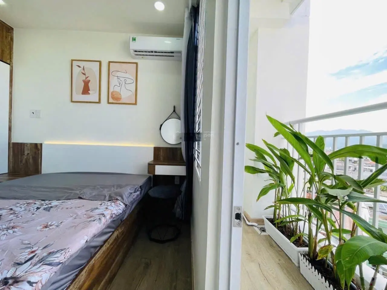 Bán căn hộ Chung Cư Đường Sắt CT1 Vĩnh Điềm Trung - Full nội thất siêu đẹp