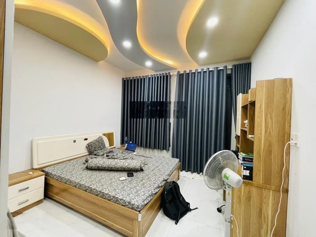 Bán nhà Khánh Hội quận 4 - hẻm ôtô - 48m2 - 5 tỷ nhỉnh - 4 tầng - sổ hồng riêng
