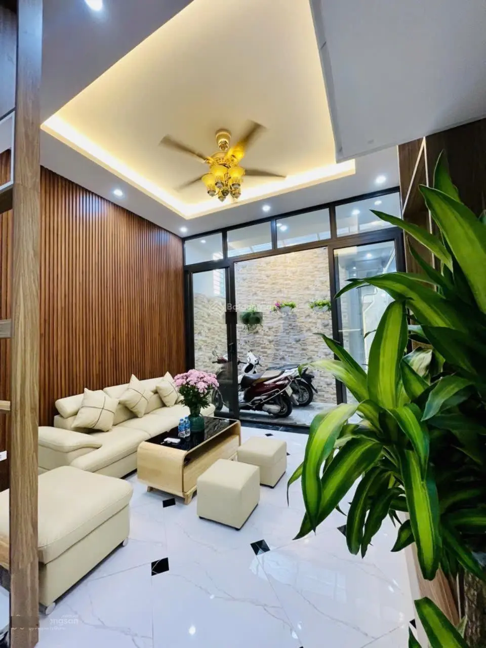 Bán nhà 192 Lê Trọng Tấn, Thanh Xuân 41 m x 4 tầng, giá 5,5 tỷ