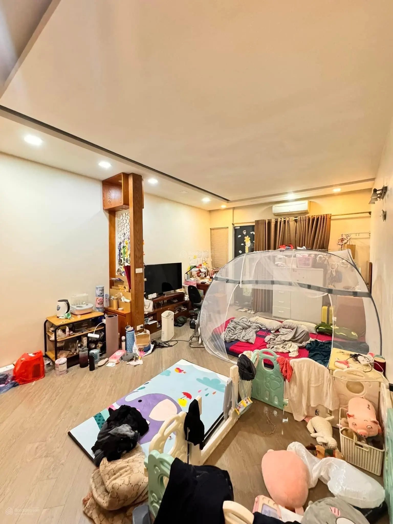 VỊ TRÍ SỐ 1/ Pháo Đài Láng, 40m2 x 5T, lô góc, đúng 15m ra phố, 10.55 tỷ