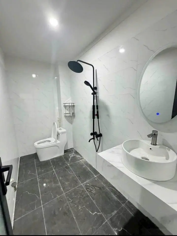 Giảm 500 triệu bán nhanh nhà đường Bùi Ngọc Thu, 70m2 - SHR, bao sang tên, giá 2 tỷ 700