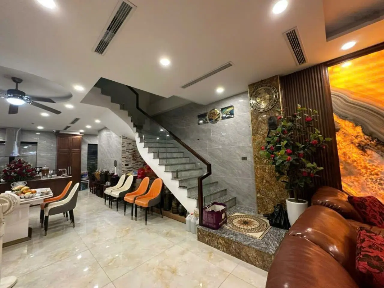 Bán nhà liền kề Geleximco, Lê Trọng Tấn thang máy nội thất xịn sò - S= 125m2 - giá 25.5 tỷ