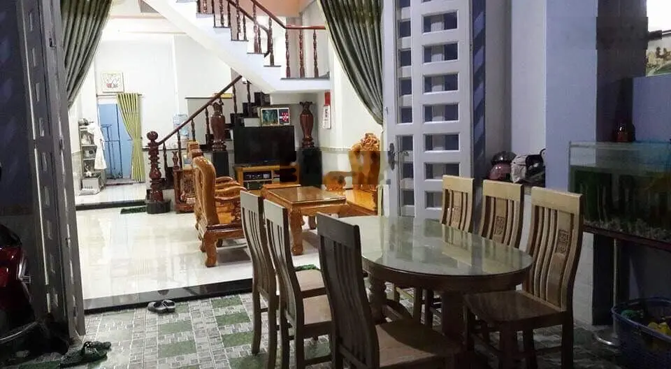 Bán nhà riêng tại đường Trần Hưng Đạo, Đông Hòa, Dĩ An, Bình Dương giá ưu đãi 6,5 tỷ, 124,6 m2