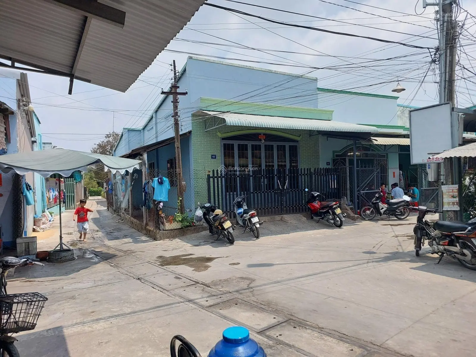 Nhà đẹp 3 mặt tiền ngay trung tâm dân cư TT Gò Dầu, Tây Ninh 1,9 tỷ