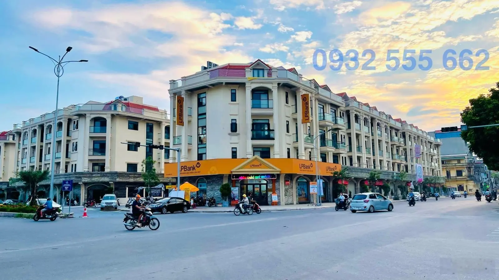 Bán căn Góc đối diện Bệnh Viện Đa Khoa đường 427B- Diện tích 125m , giá hấp dẫn