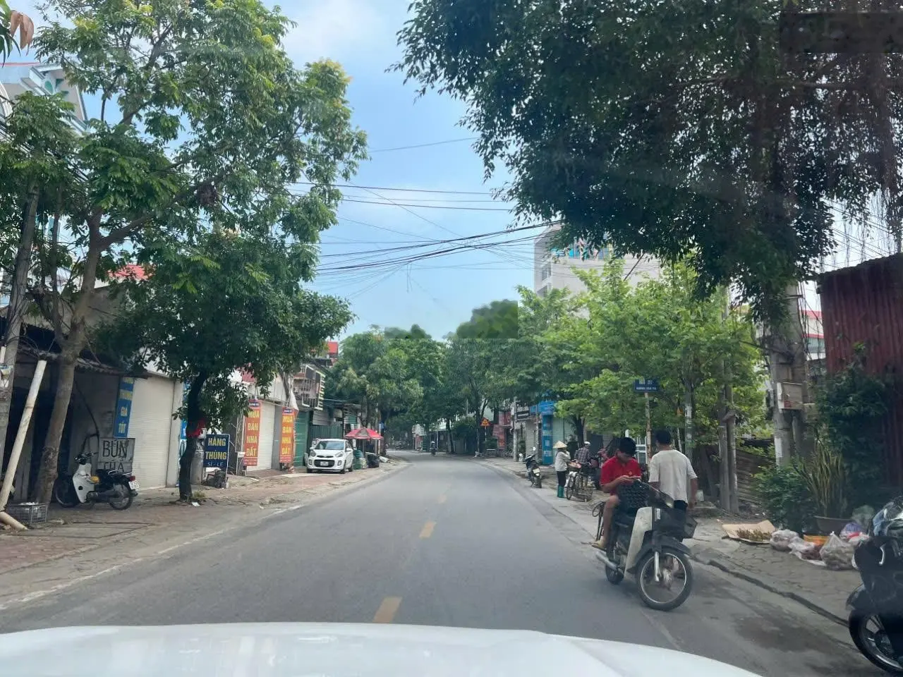 Bán gấp 76M2, mặt tiền 5.75m đất Đường Vân Trì-- Đông Anh, đường 3 ô tô tránh thoải mái