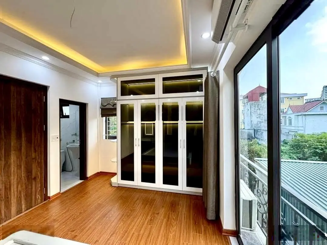 Bán nhà riêng 7,2 tỷ, 34m2, 4PN + 5WC tại Hoàng Mai, Giáp Bát, 6T thang máy