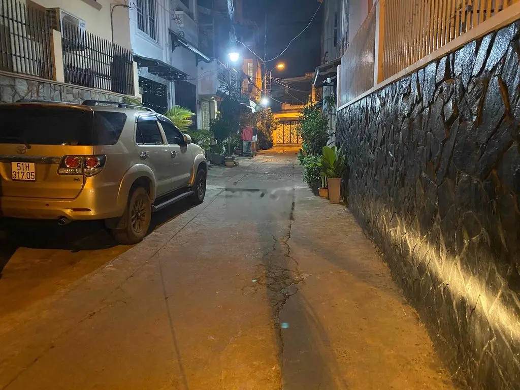 *Xe hơi - sát mặt tiền* <4 tầng> Nguyễn Đình Đính (ko lộ giới)