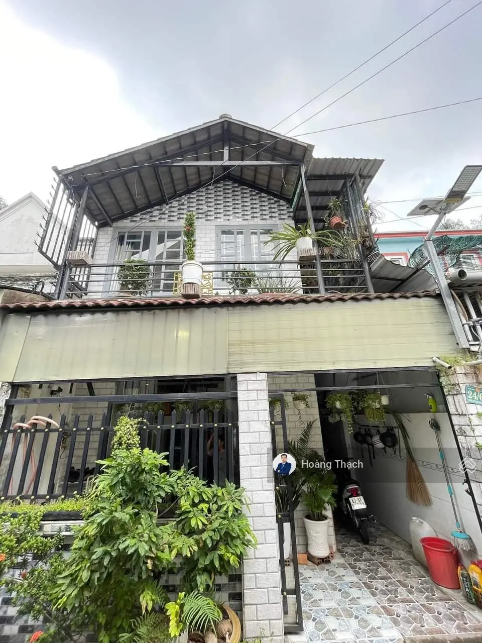Nhà 1 trệt 1 lầu ngang 5,5m đường ô tô ngay BV Dĩ An Tân Đông Hiệp Dĩ An