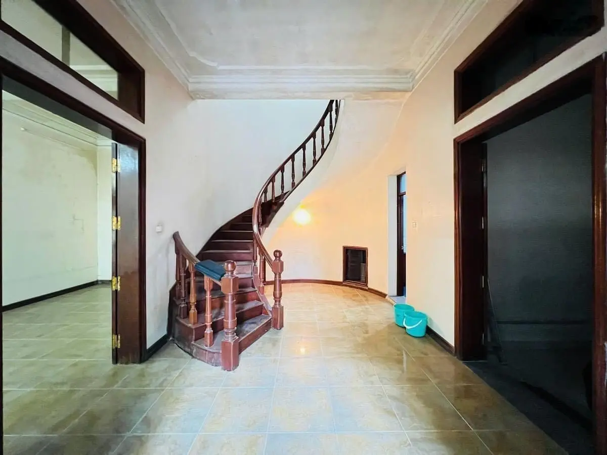 Nhà phố Hoàng Cầu Đống Đa 110m x 4T Mt 11m phân lô vỉa hè ô tô tránh siêu kinh doanh.