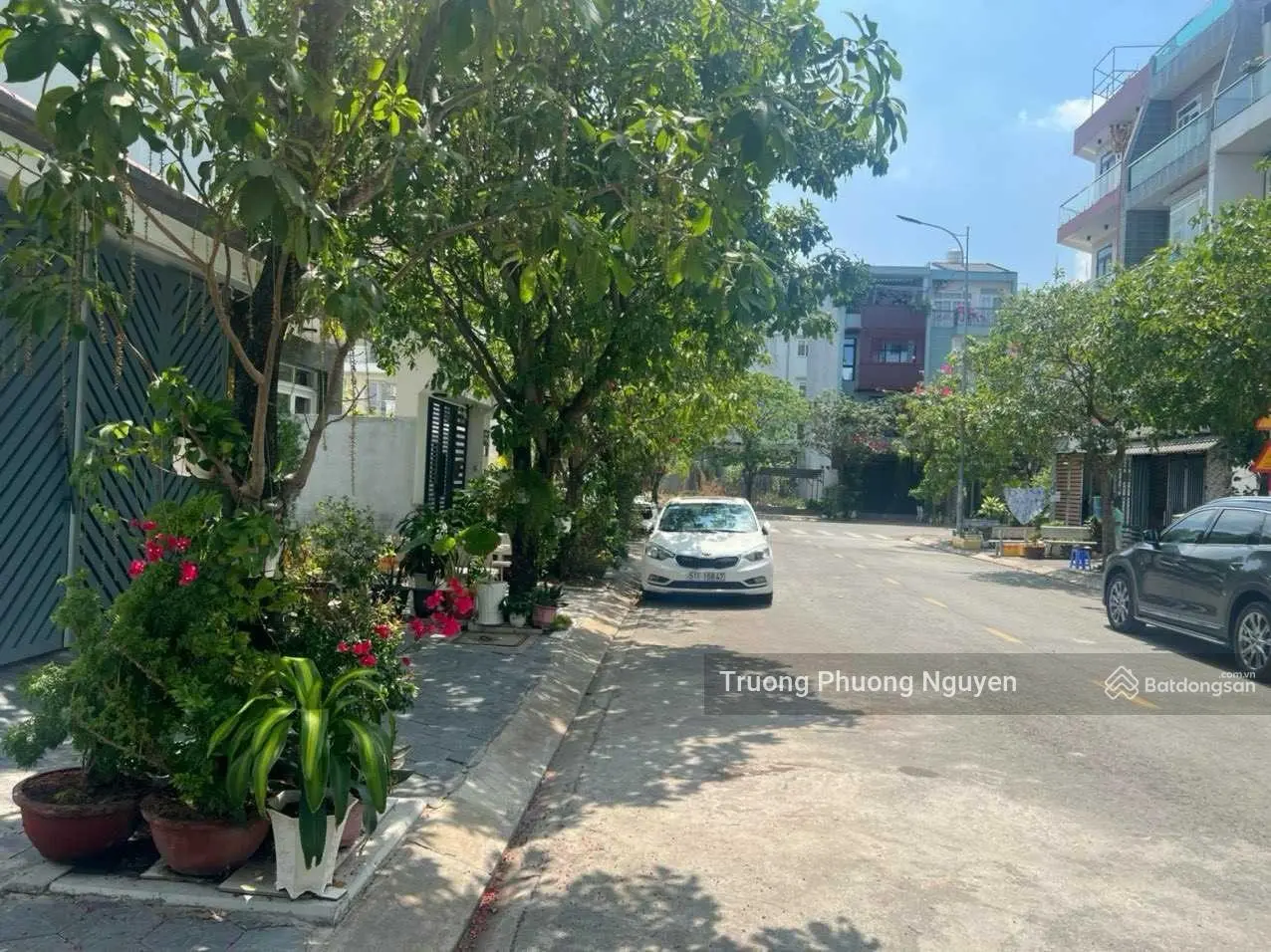 136m2 đất khu dân cư đường bàn cờ, phía sau chợ đầu mối Thủ Đức mặt tiền nhựa 11m, sổ sẵn full thổ