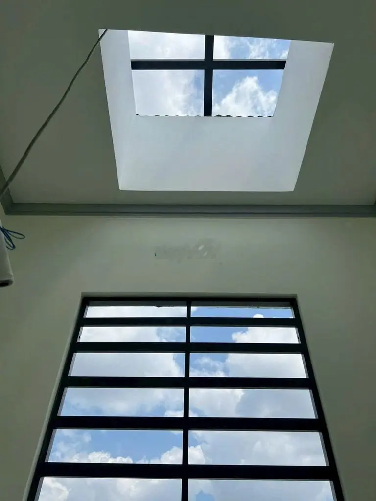 Cần bán nhà lầu sổ riêng giá rẻ