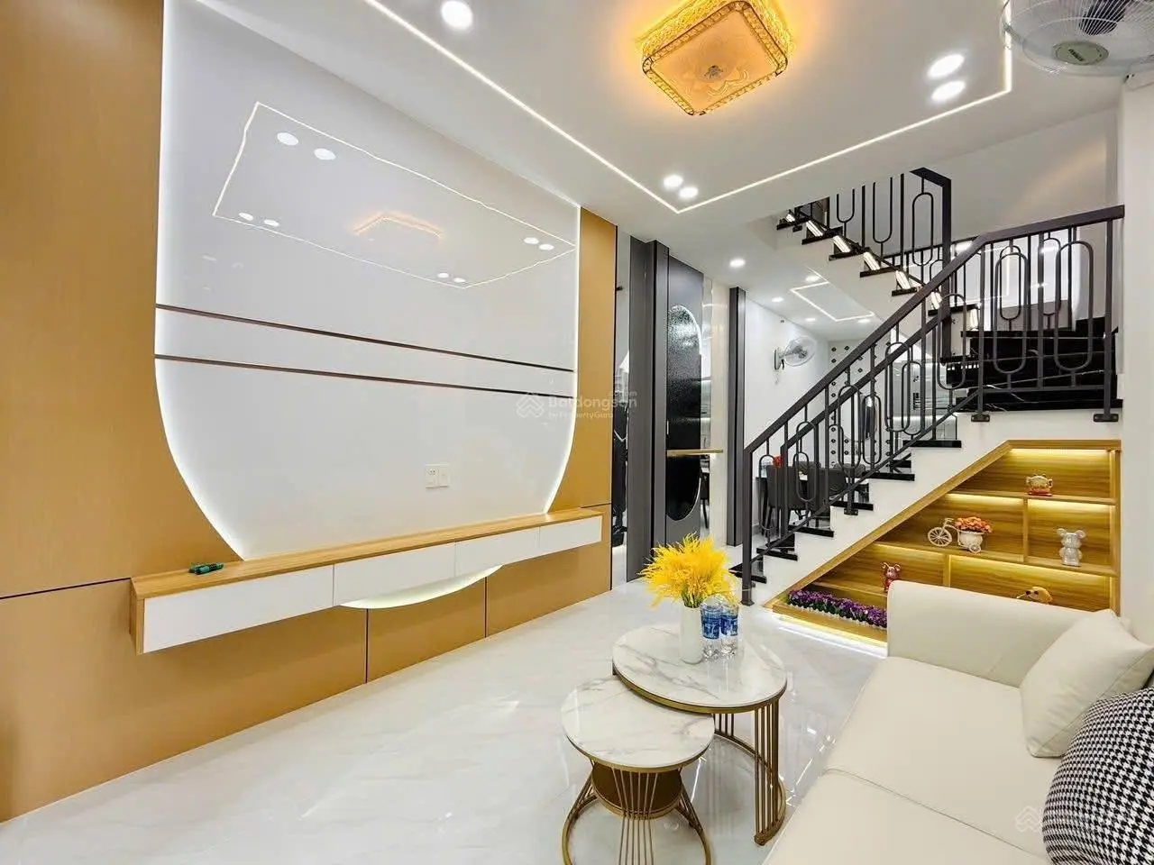 Nhà gần THCS Phan Đăng Lưu, đường Nguyễn Văn Đậu, quận Bình Thạnh giá 2ty840 | 32m2 | tặng nội thât