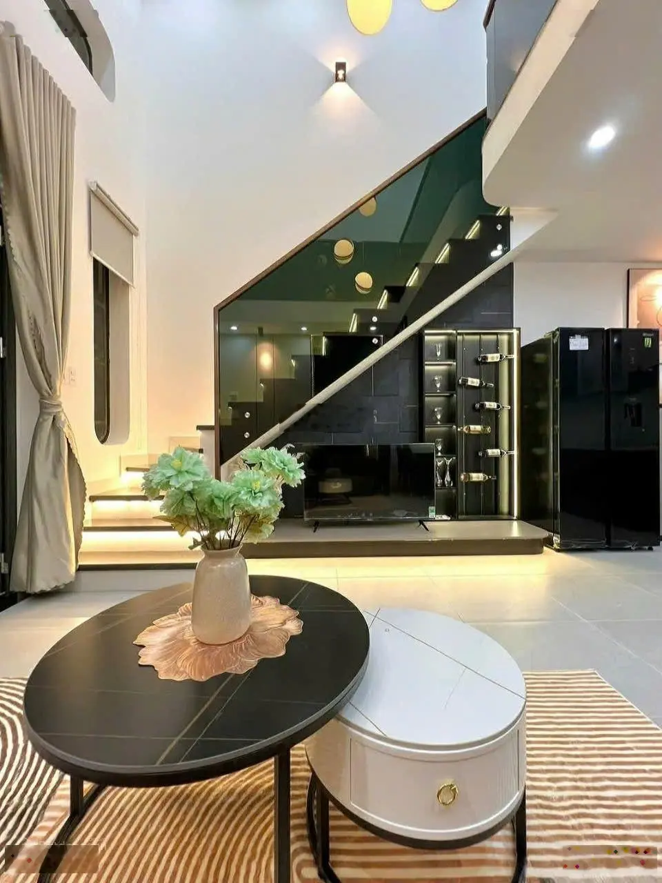 Nhà đẹp 50m2, 2 tầng, 3 phòng ngủ ( có phòng ngủ dưới) , gần biển 200m ,thanh khê