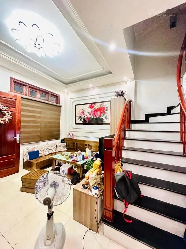 Bán nhà Ngọc Thuỵ, LB mới tinh full nội thất 48m2 5T khu trung tâm chỉ nhỉnh 6tỷ. Giá siêu hợp lý