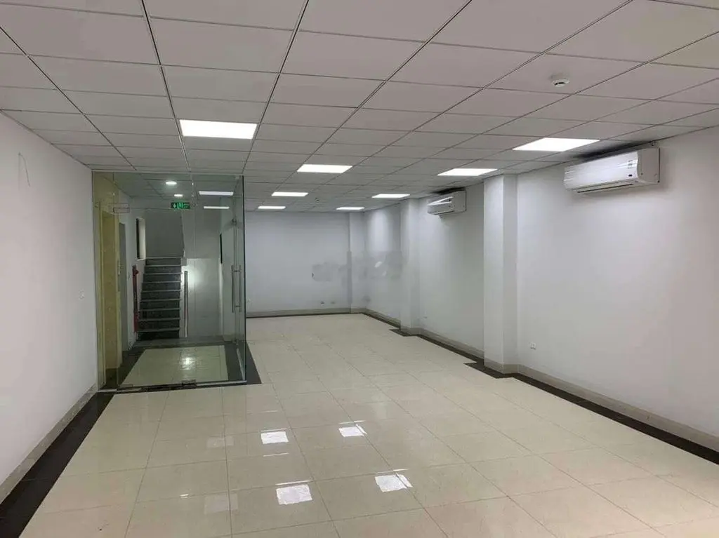 Bán nhà mặt phố Hoàng Văn Thái. Sổ đỏ 143M x 9 tầng thang máy