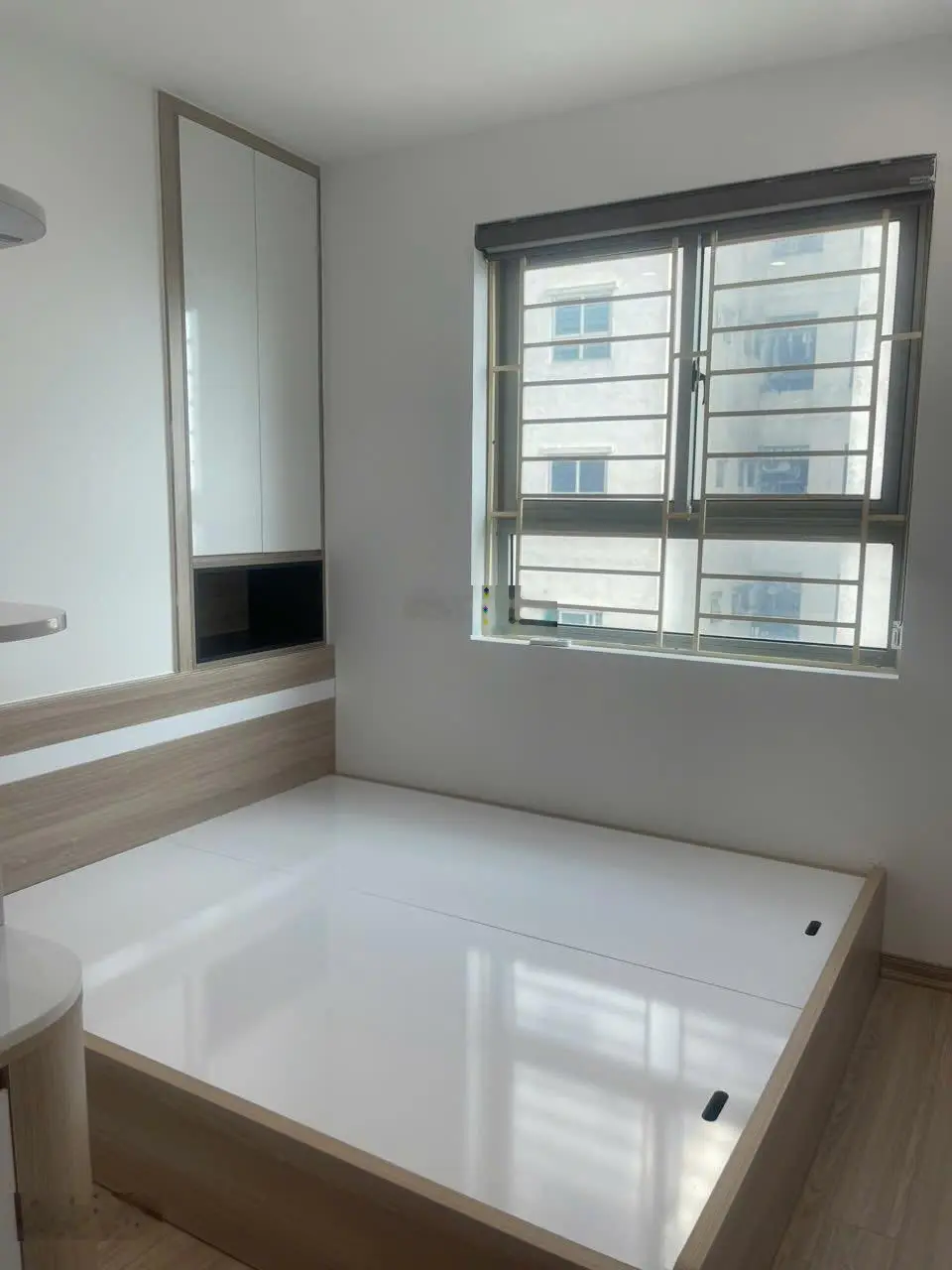 Bán nhanh căn 56m2, 2ngủ &2VS HH1A Linh Đàm Hoàng Mai. LH: 0966 455 *** em Thuỷ