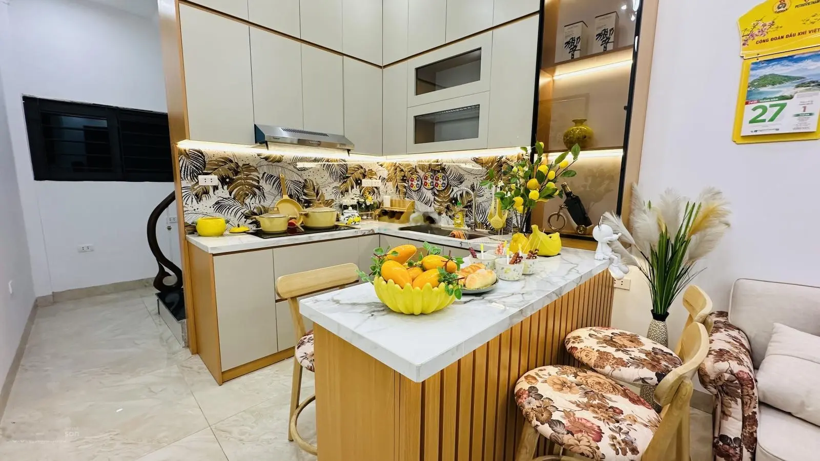 Hiếm!! hơn 5 tỷ - nhà đẹp full nội thất vào ở luôn - phố minh khai - 40m ra ô tô - ngõ xe ba gác