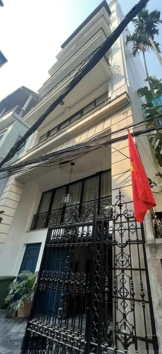 Bán CHDV phố Liễu Giai - Ba Đình. 110m2 x7 tầng Mt 5,5m giá 56,8 tỷ. Dòng tiền 150tr/tháng,cực hiếm