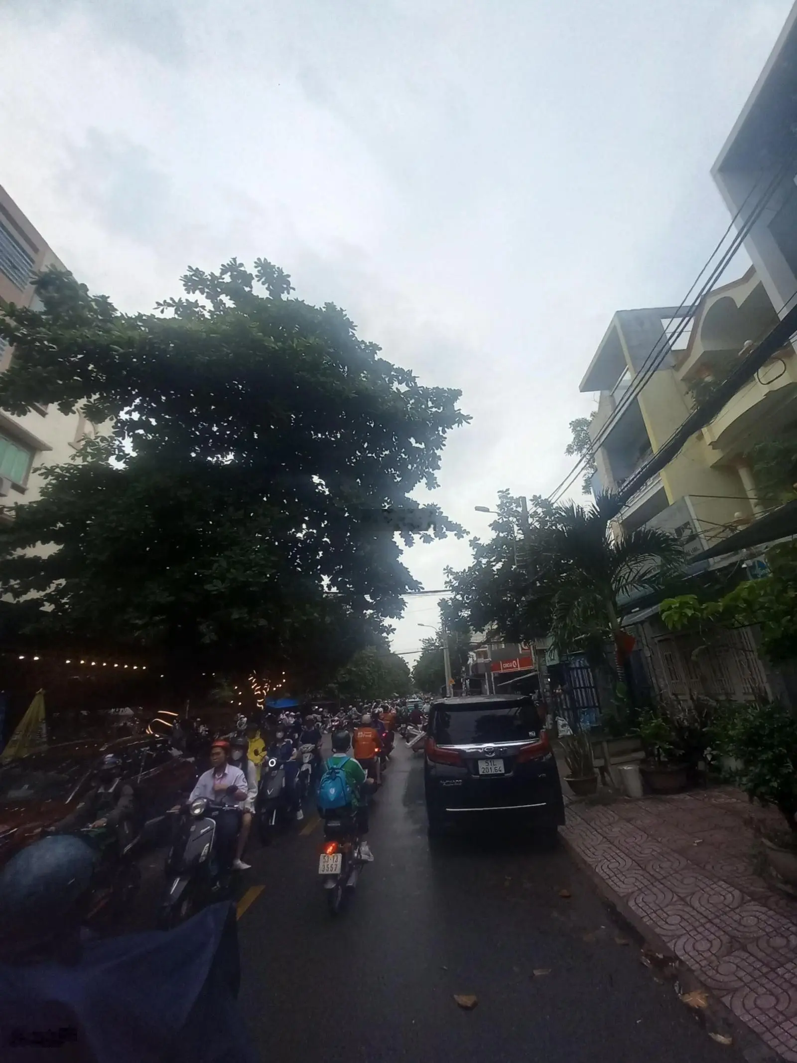 Bán nhà 4x19m 1 lầu 3PN, Hẻm 5m thông đường nguyển hửu dật ,P tây thạnh ,Q tân phú