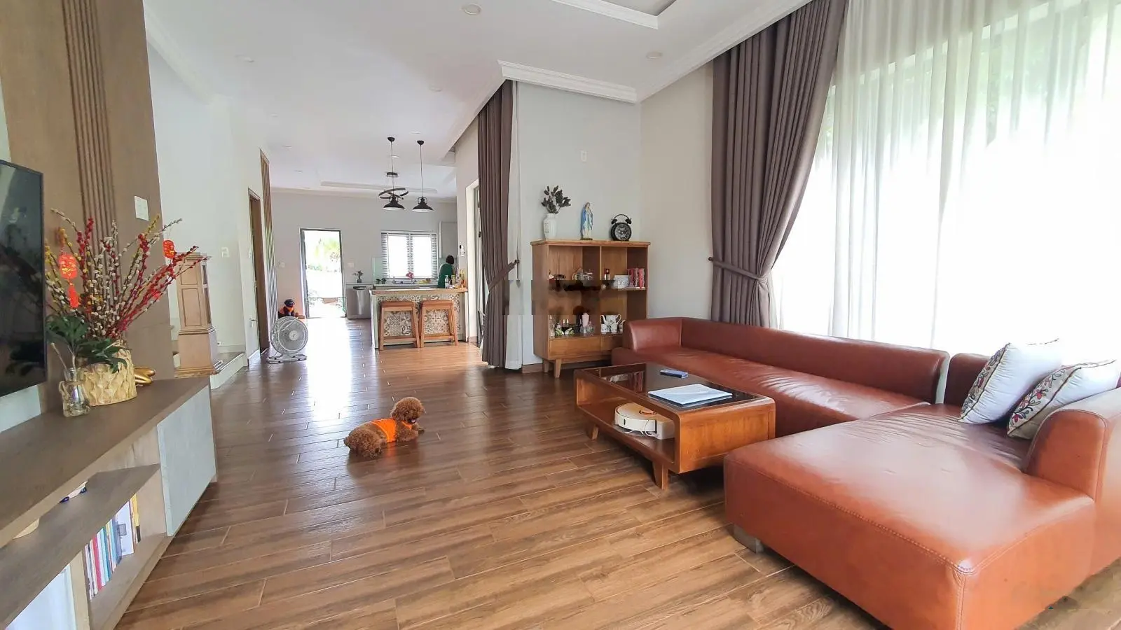Bán Biệt Thự Senturia An Phú Đông-Quận 12 View đẹp 218m2 chỉ 19.9 tỷ Có 1 căn