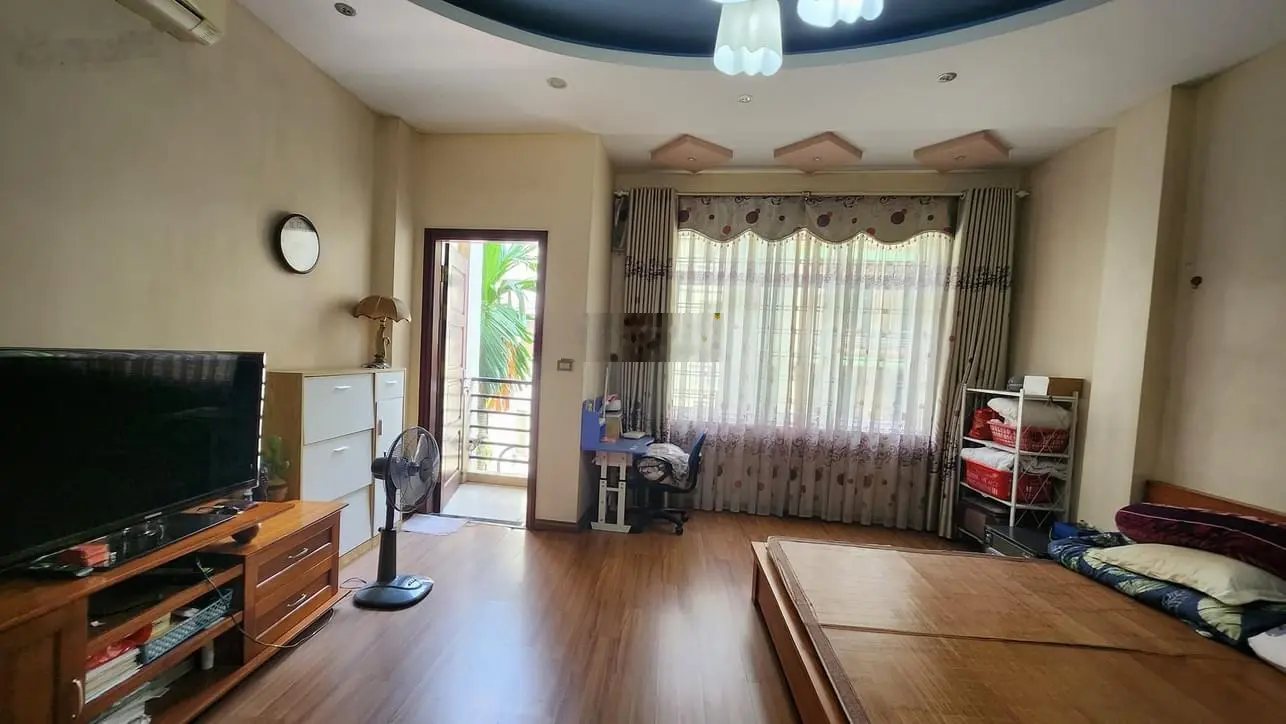 Nhà mặt phố TÔN ĐỨC THẮNG-ĐỐNG ĐA-HÀ NỘI, DT: 36/44 x 6 - MT: 5m / Giá : 18,6 Tỷ