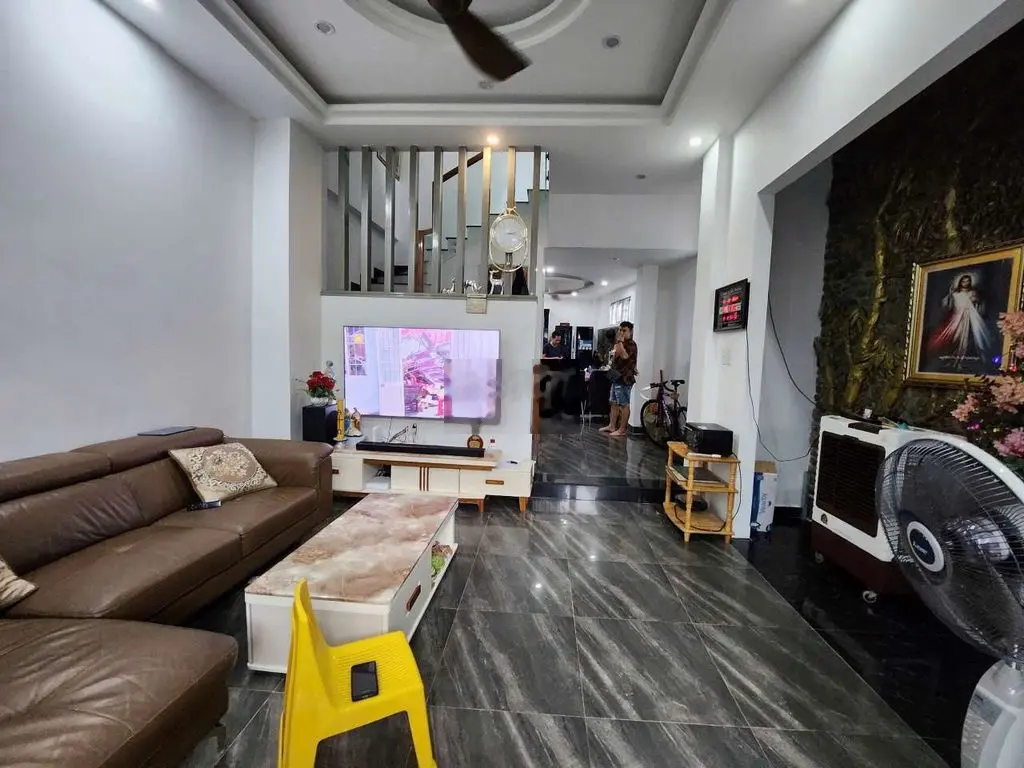 Chính chủ cần bán gấp nhà 2 mặt kiệt 4m ông ích khiêm